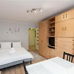 Appartement Krowoderskich Zuchow Standard By Bookinghost Krakau